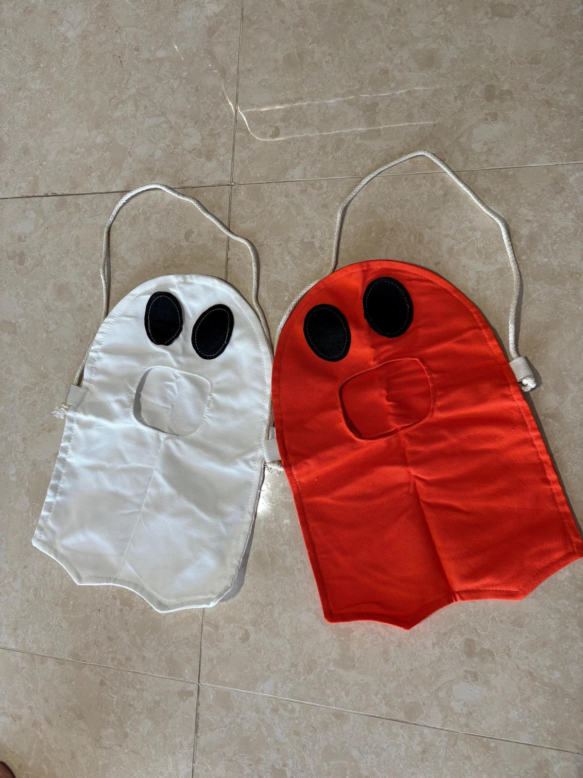 Halloween Ghost Treat Bags | Spooky Trick-or-Treat Party Favour (White, Orange)