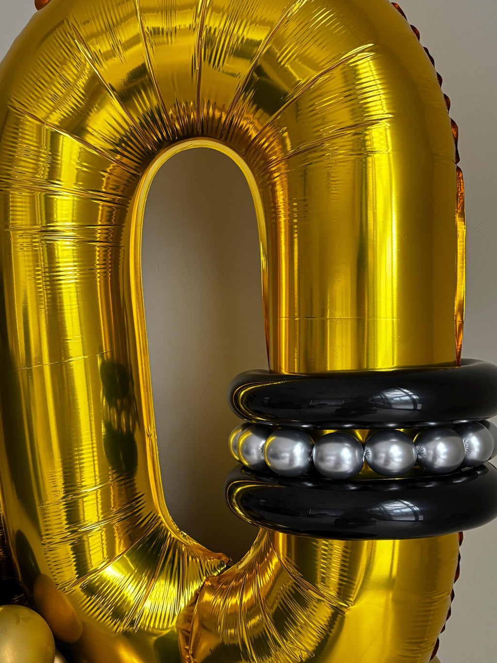 50th Birthday Balloon Stack – Gold & Black Milestone Birthday Balloons ( DIY Kits)