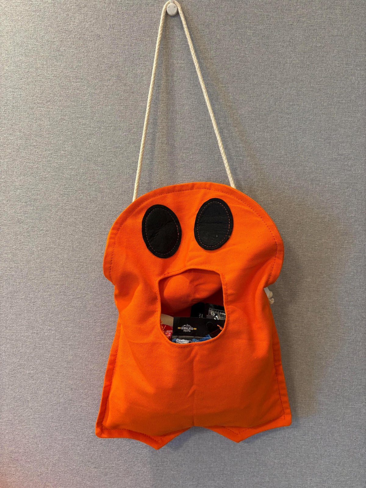 Halloween Ghost Treat Bags | Spooky Trick-or-Treat Party Favour (White, Orange)